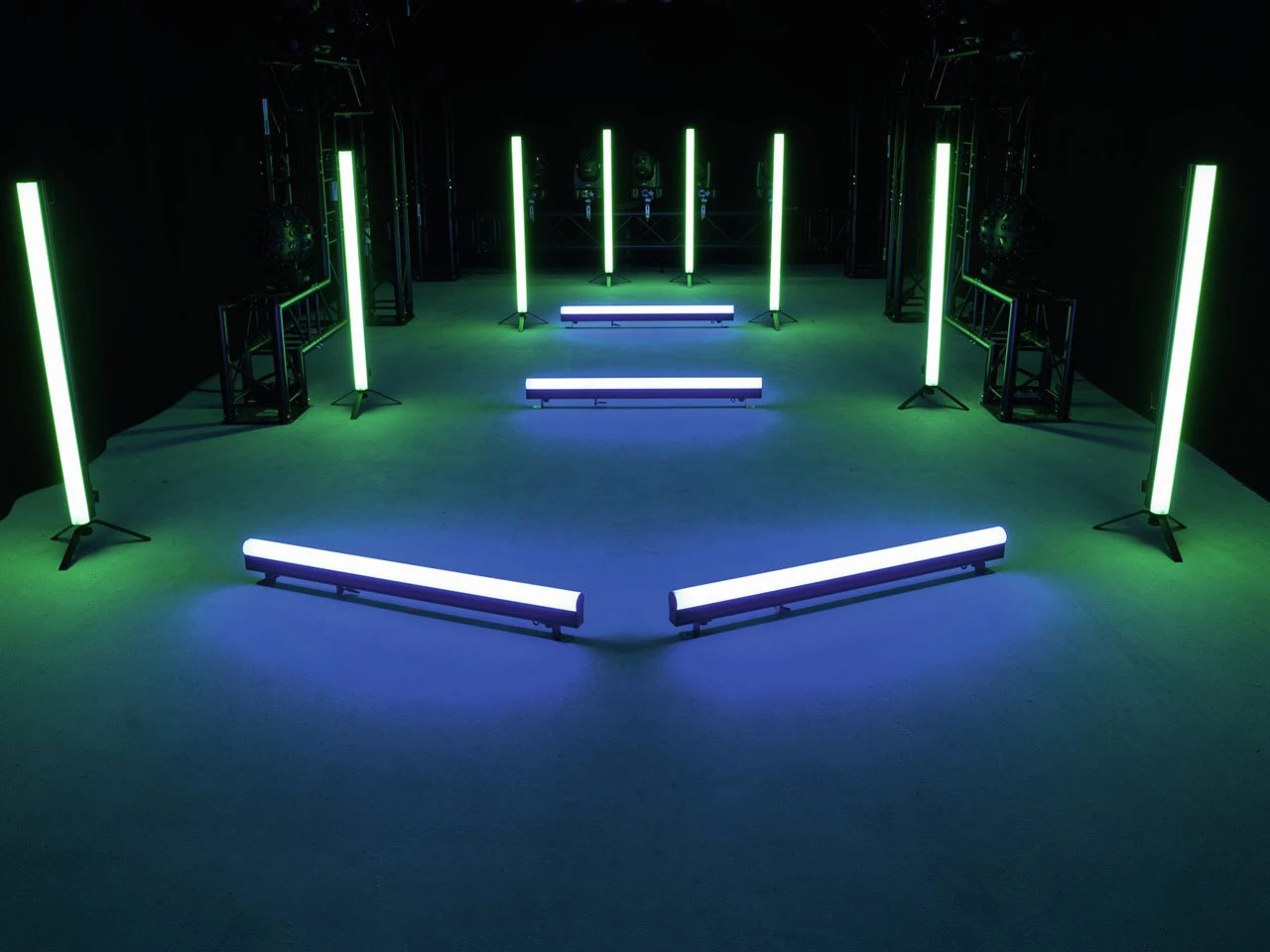 Eurolite LED PT-100/32